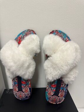 JOHNNY WAS INDIX SLIPPERS IN MULTI white Faux Fur Crossband Slide Slipper, Women